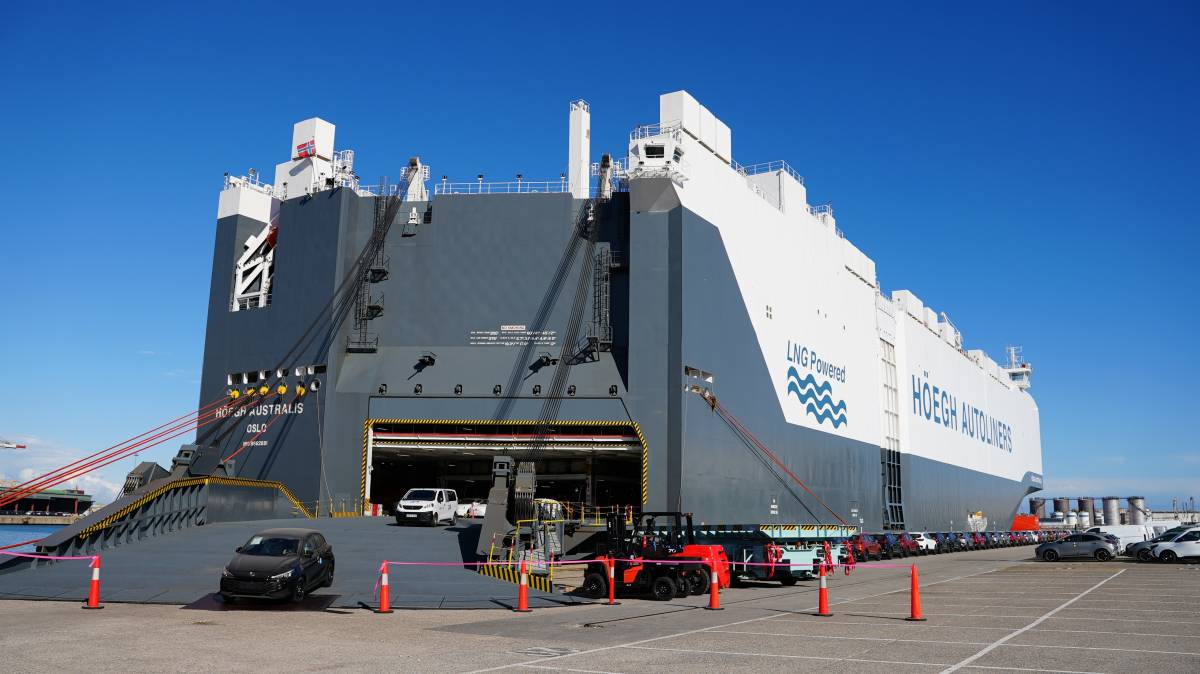 El Port de Barcelona rep el 81% dels vehicles elèctrics xinesos que entren a l'estat espanyol