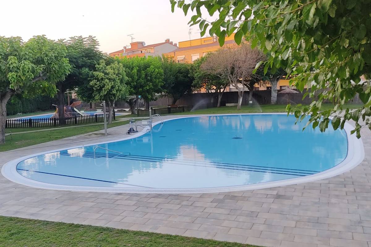 Reobren les piscines d’Almacelles després de detectar-hi excrements humans