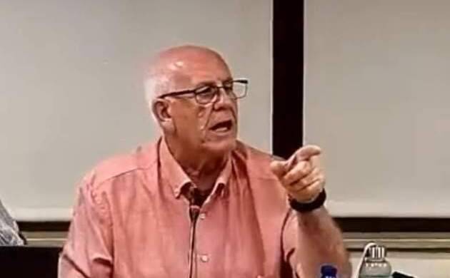 L'alcalde de Paiporta expulsa una veïna del ple que volia imposar el castellà: «Respondré en valencià, et fots»