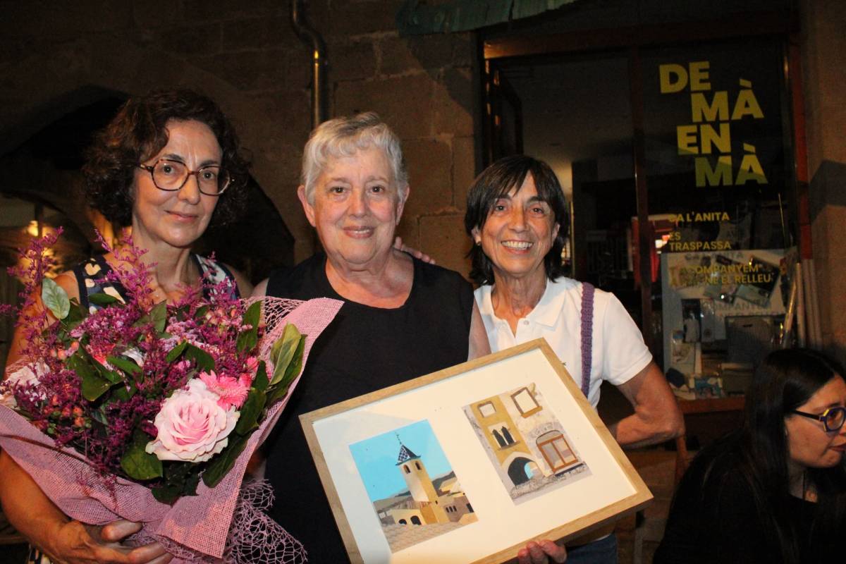 El barri de Sant Domènec de Solsona homenatja la seva botiguera més veterana 