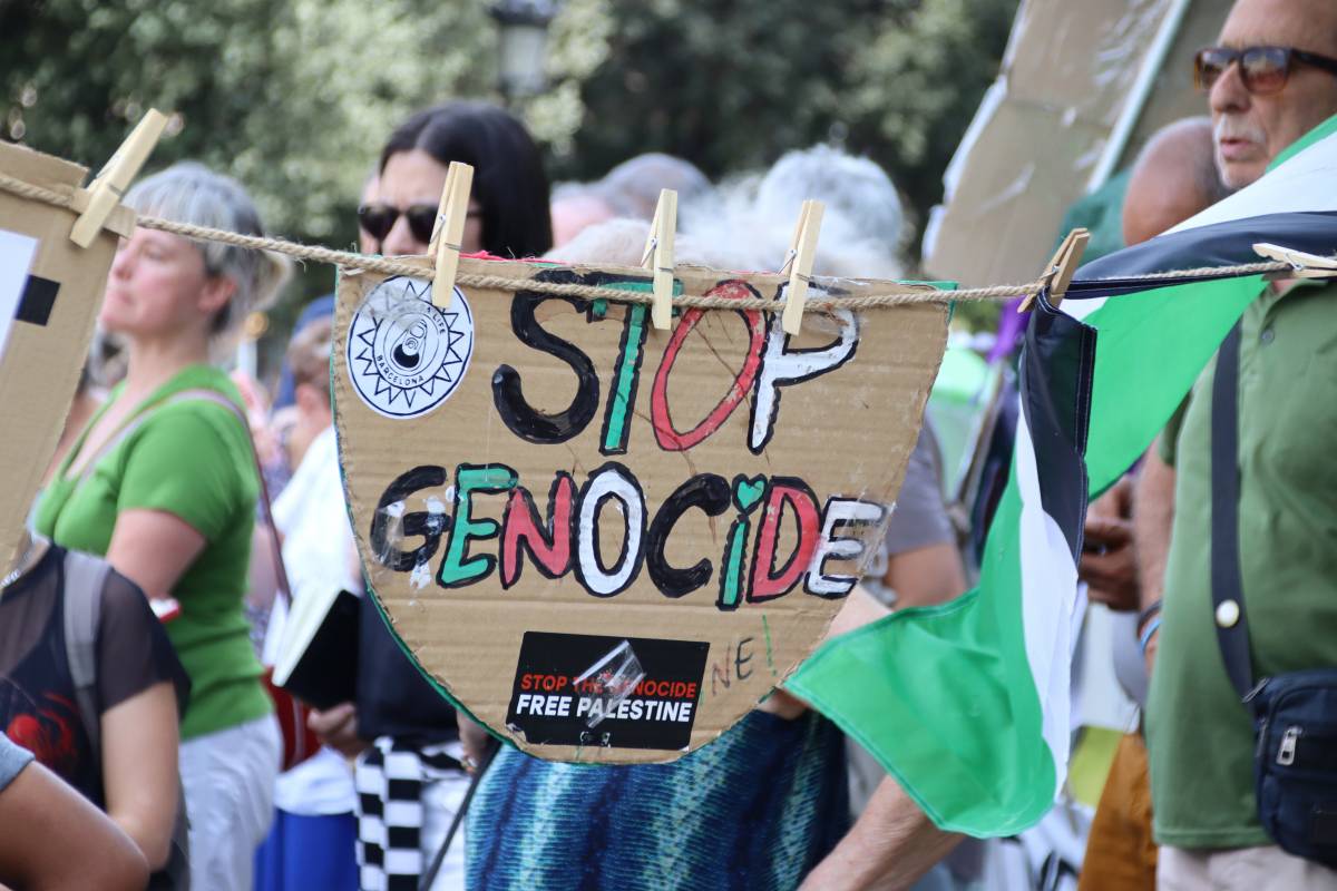 Activistes pro-Palestina recorden a Barcelona els 18.000 infants morts a Gaza