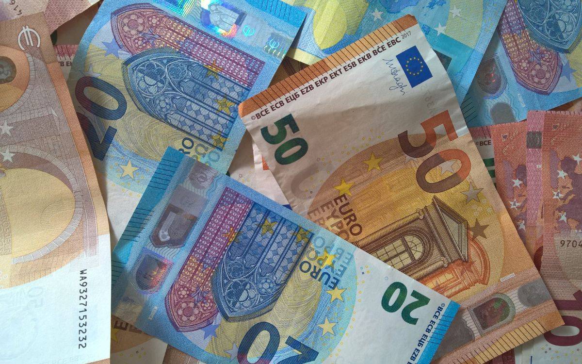 Una administració de Cambrils torna a repartir milers d'euros amb el segon premi de la Loteria Nacional
