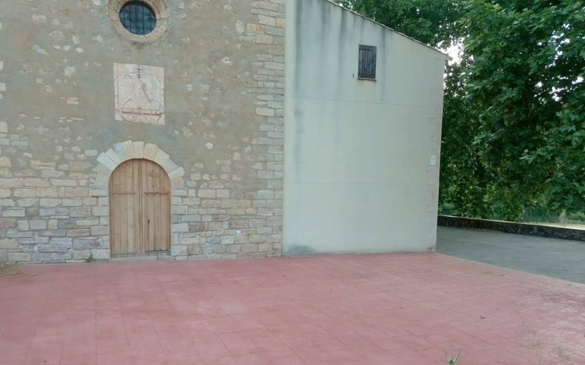 Querol culmina la pavimentació de la plaça de l’Església de Valldossera i del carrer Sant Jordi