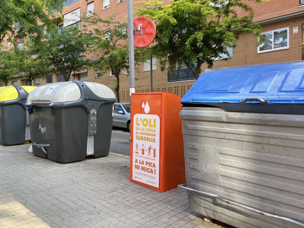 Terrassa recull més de 650 tones d’oli domèstic en els contenidors instal·lats des del 2011