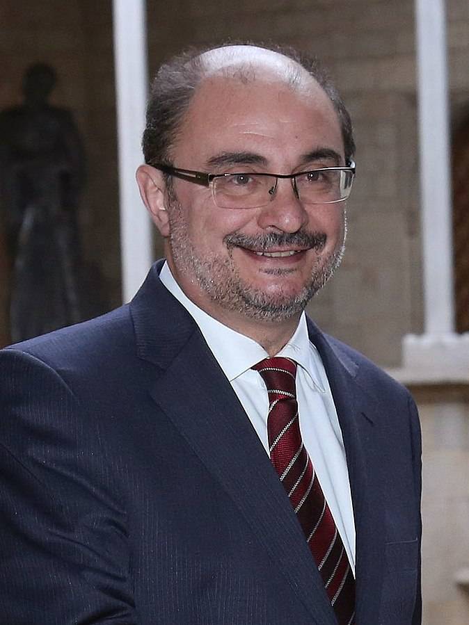Mor Javier Lambán, l'expresident d'Aragó, als 67 anys