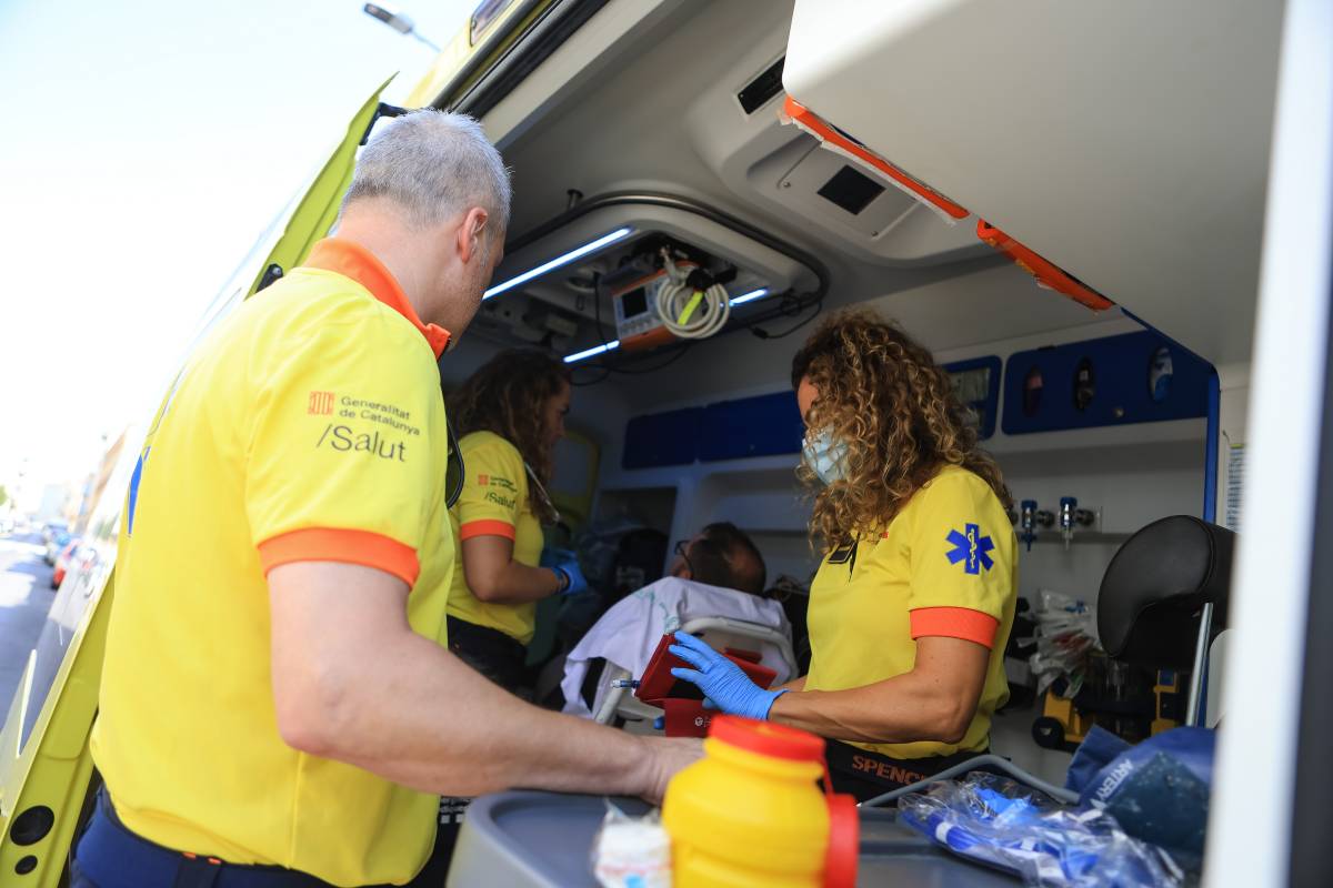 La crònica i les fotos d'un matí d'agost des de l'ambulància: 