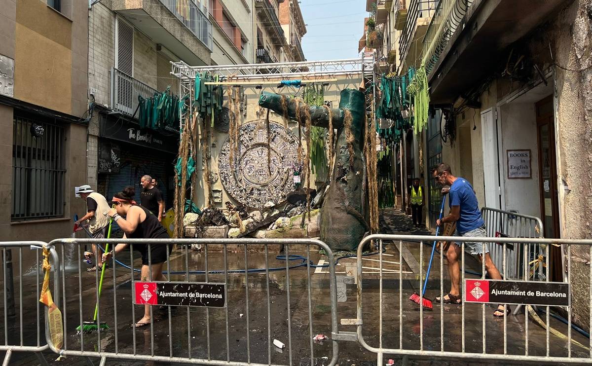 Nous detalls sobre l'incendi del carrer Verdi a la festa major de Gràcia