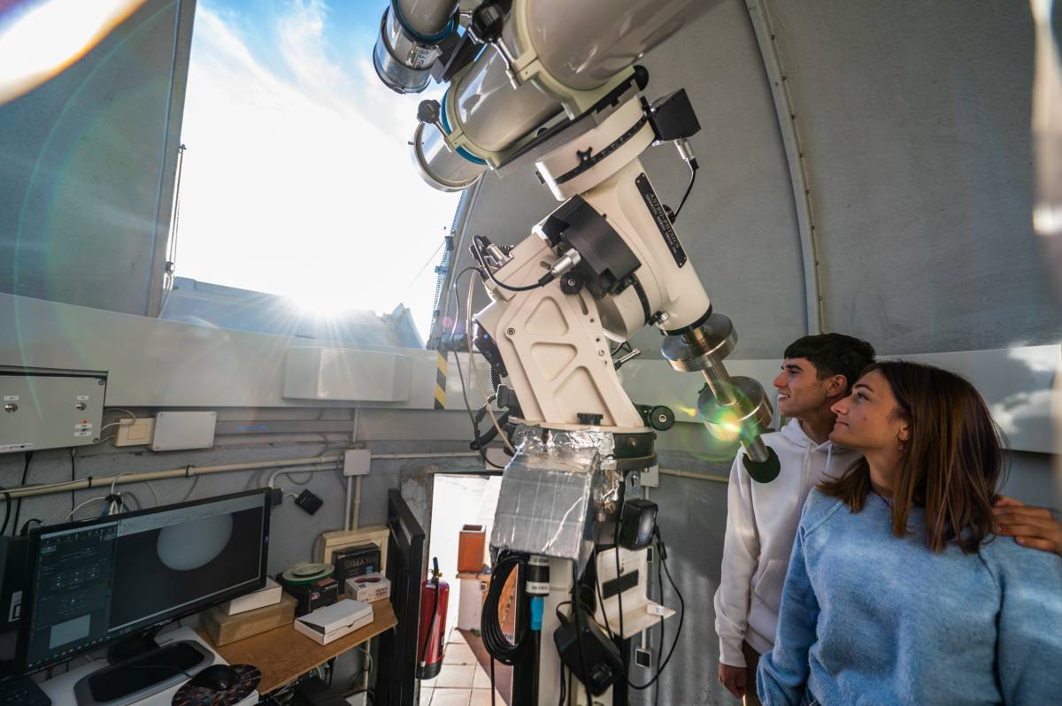 Un dels telescopis del PAM - Toni Grases Un dels telescopis del PAM
