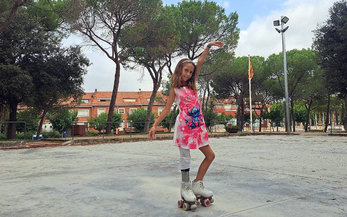 Vinyet, la patinadora de 9 anys de Sant Fruitós que brilla sense un peu i somia competir a l'Argentina