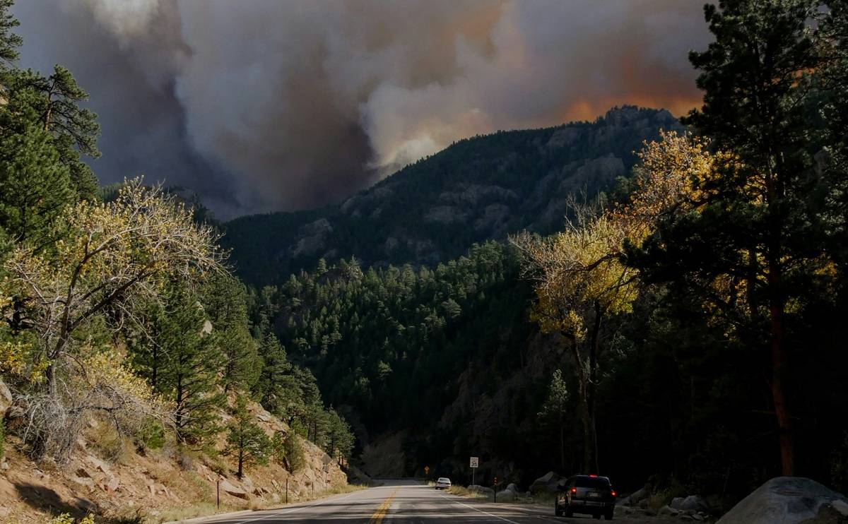 Què cal fer en cas de trobar-se un incendi forestal al cotxe?
