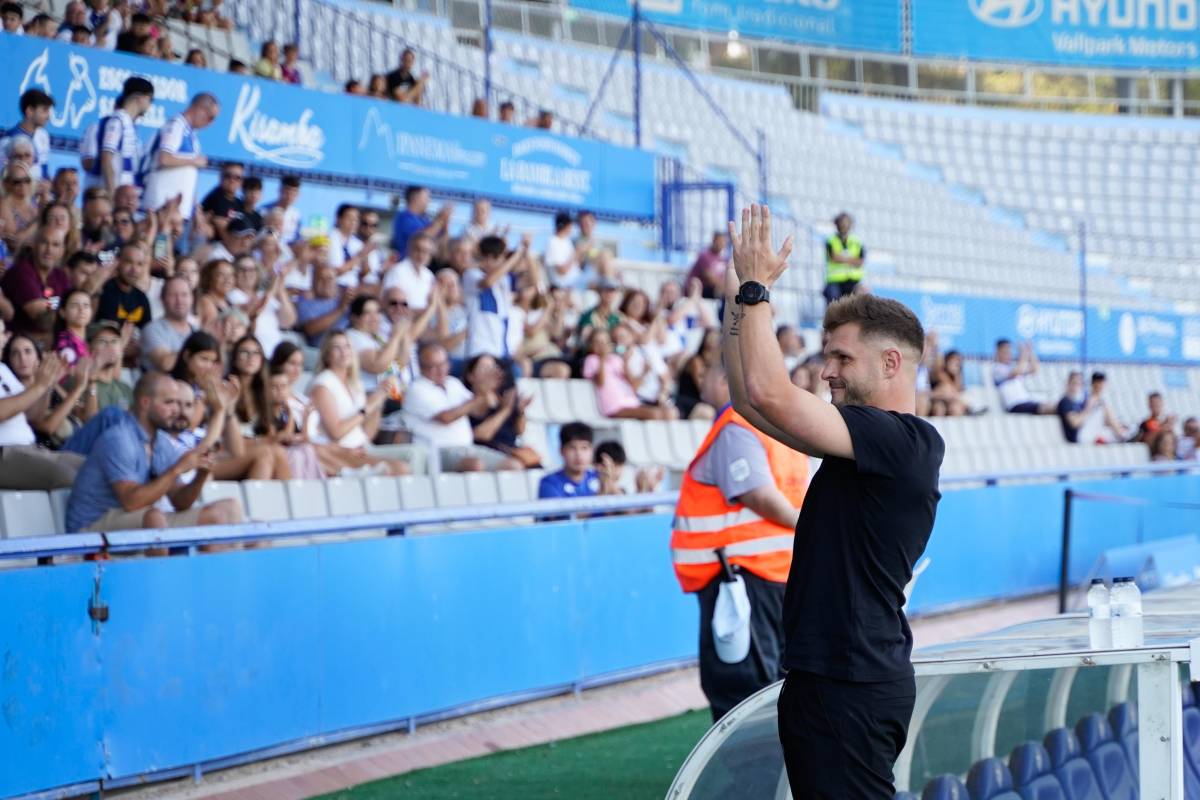 Presentació CE Sabadell 25-26 - David Chao Presentació CE Sabadell 25-26