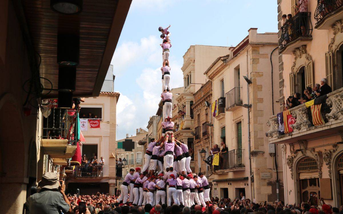 La Vella, la Jove de Tarragona i els Verds llueixen 5d9f i torres de 9 en la Diada de l'Arboç