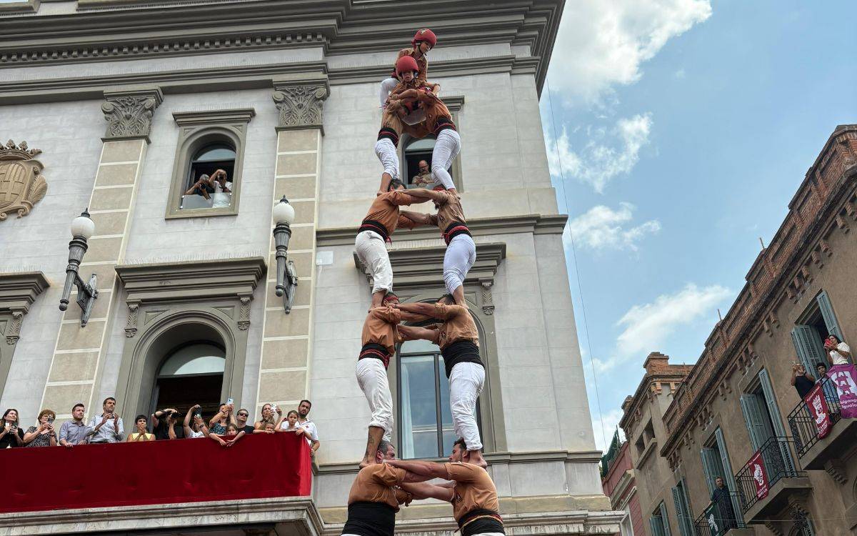 Els Xiquets de Reus estrenen el 2de8 amb folre a Igualada i signen la millor actuació de la temporada