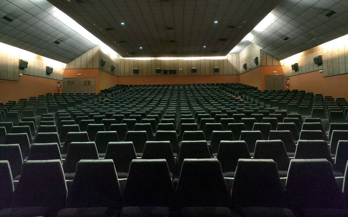 Més de mil persones omplen les places de la Manresa Desconeguda en només 20 minuts