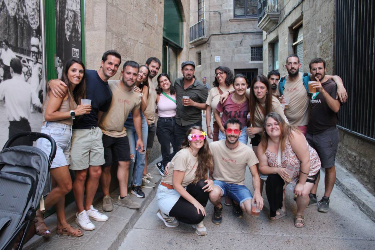 IMATGES-La Festa Major del Bar Castell fa tremolar la Plaça del Ruc