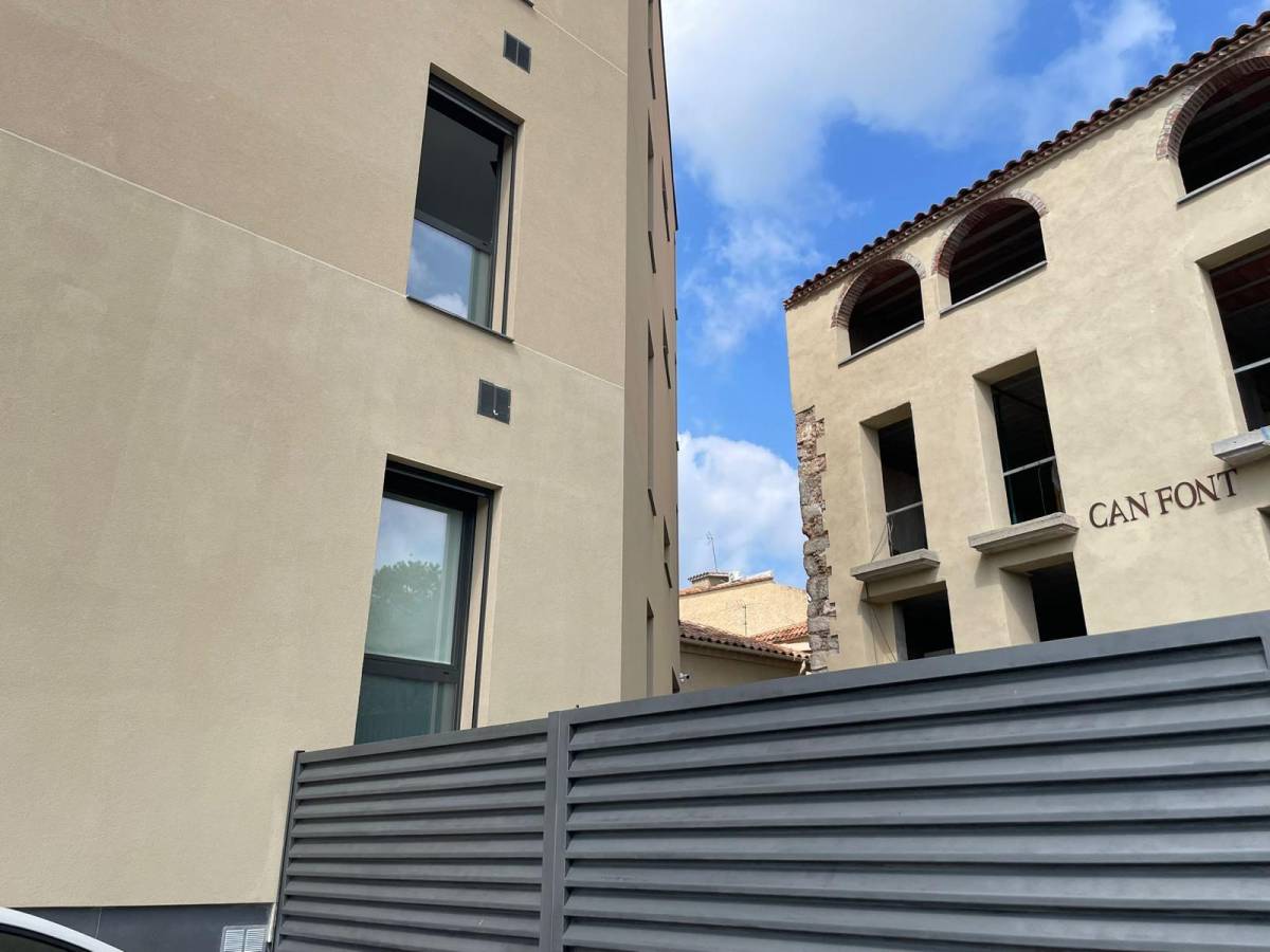 L'edifici de la residència Can Font a Castellar - Cedida
