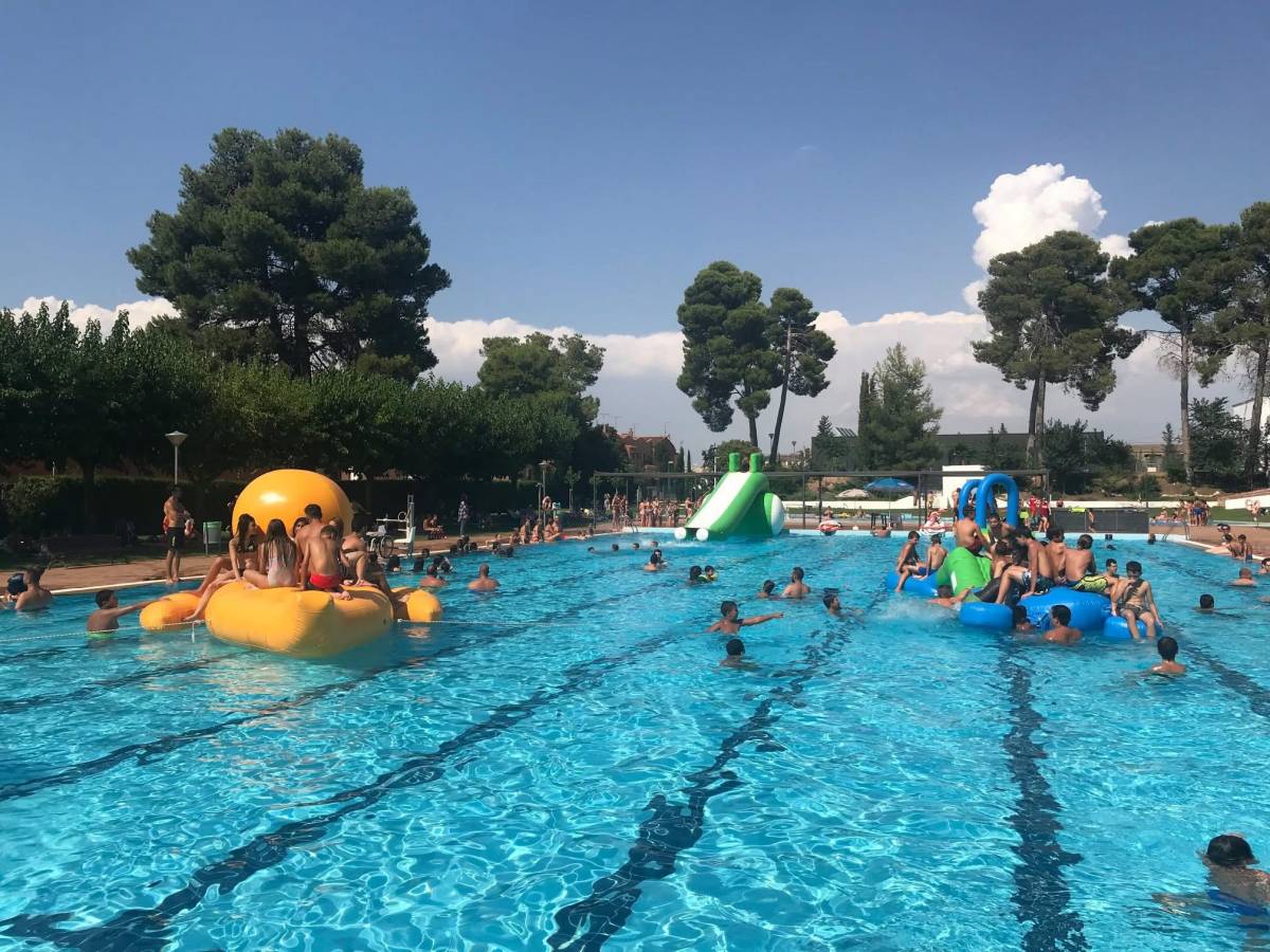 Tanquen les piscines de les Borges en trobar-hi excrements a l’aigua