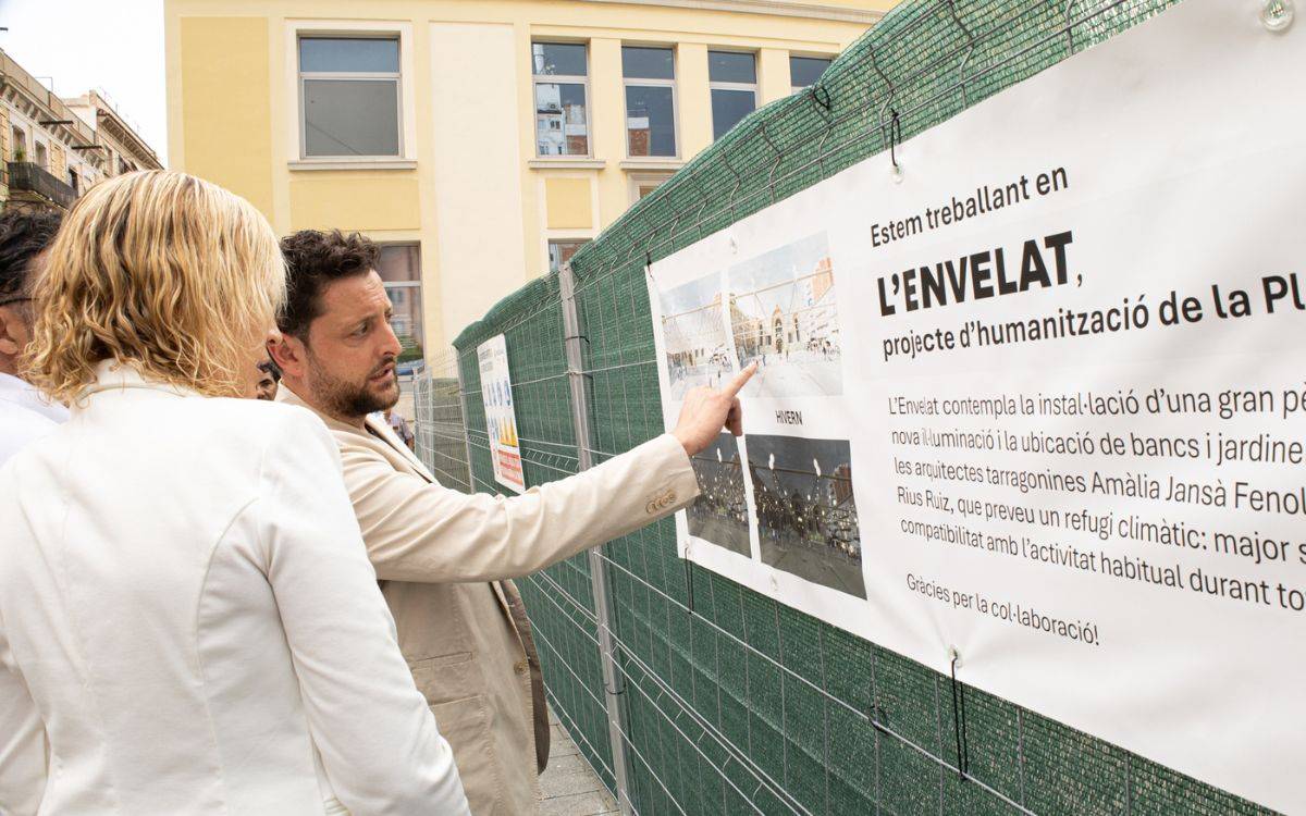 Comença la instal·lació de la pèrgola de la plaça Corsini de Tarragona