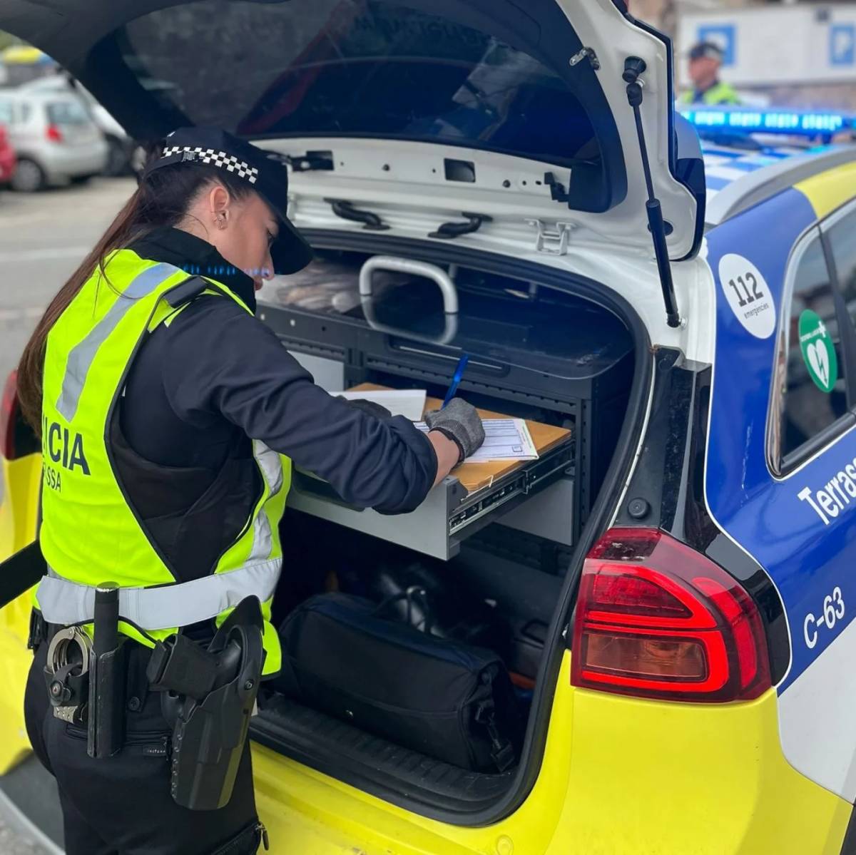 La Policia Municipal intercepta a Terrassa un fugitiu que circulava amb patinet elèctric