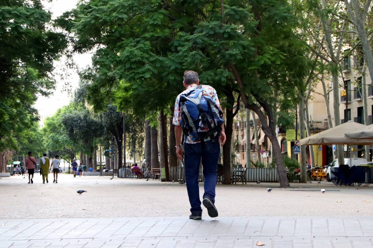 Així és el dia a dia d'una persona sense llar a Barcelona: «Intento ser fort»
