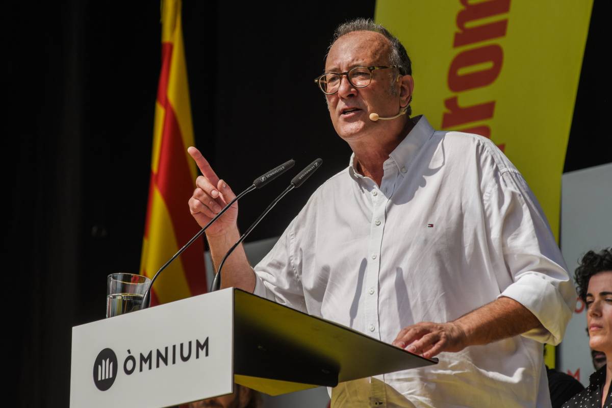 Òmnium crida a sortir aquesta Diada per un independentisme i catalanisme «forts»