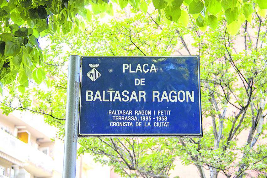 Placa de la plaça - Uma Jareño Placa de la plaça