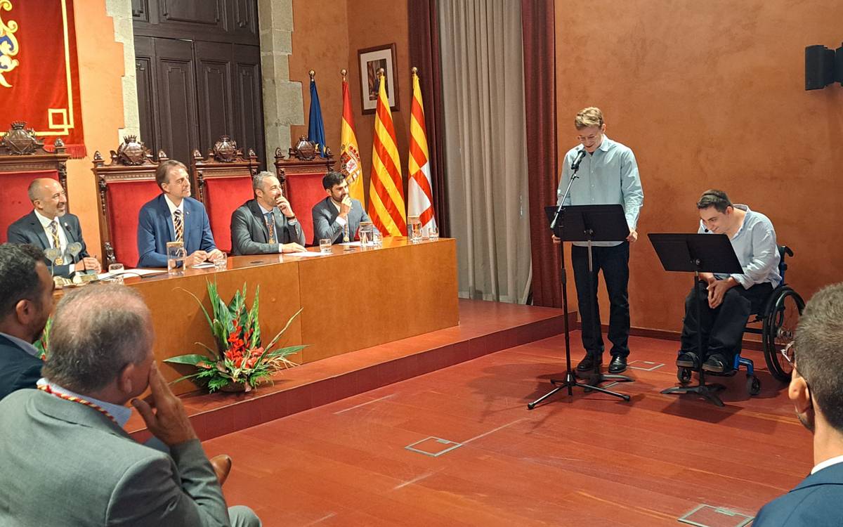 Marc i Jan Buxaderas emocionen Manresa amb un pregó ple de vivències personals i amor a la ciutat