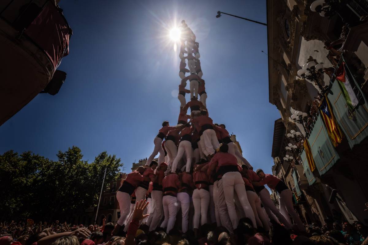Joves i Vella de Valls exhibeixen un duel èpic en un Sant Fèlix replet de gammes extra amb 3d10fm de la Jove de Tarragona inclòs