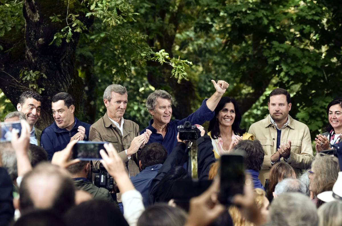 Feijóo acusa Sánchez d'encapçalar un «govern fallit» que s'ha «posat de perfil» davant els incendis