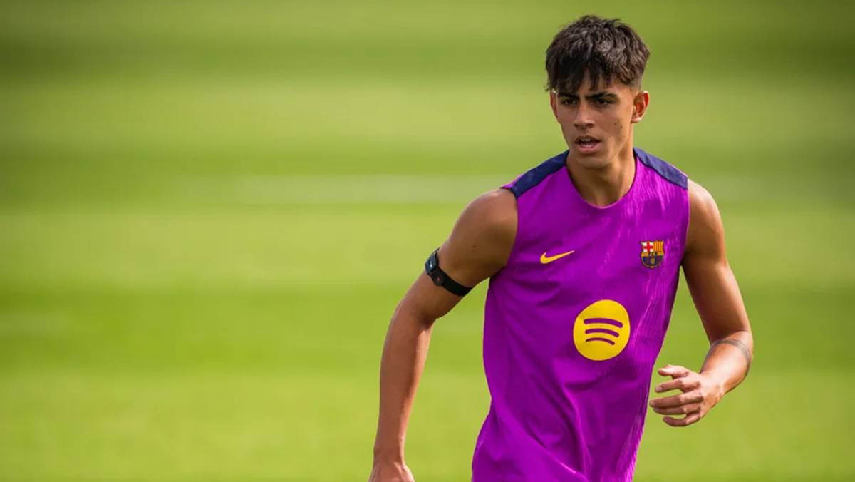 El Barça formalitza la inscripció de Marc Bernal al primer equip