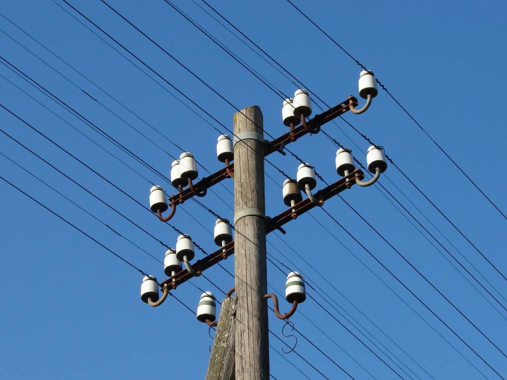 Urgència per reparar el cablejat urbà a Vacarisses