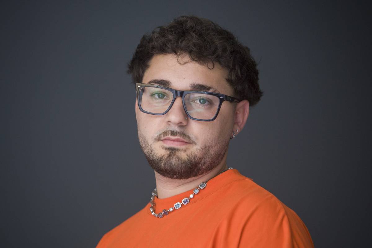 “Intento que la gent se senti identificada amb la meva música”
