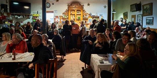L'explotació del bar-botiga del Centre Feliuenc, a l'aire