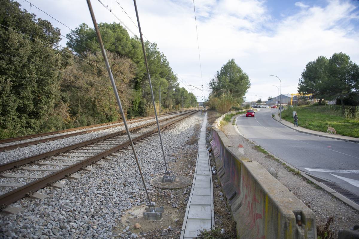Detenen un lladre multireincident per robar cablejat ferroviari a Viladecavalls