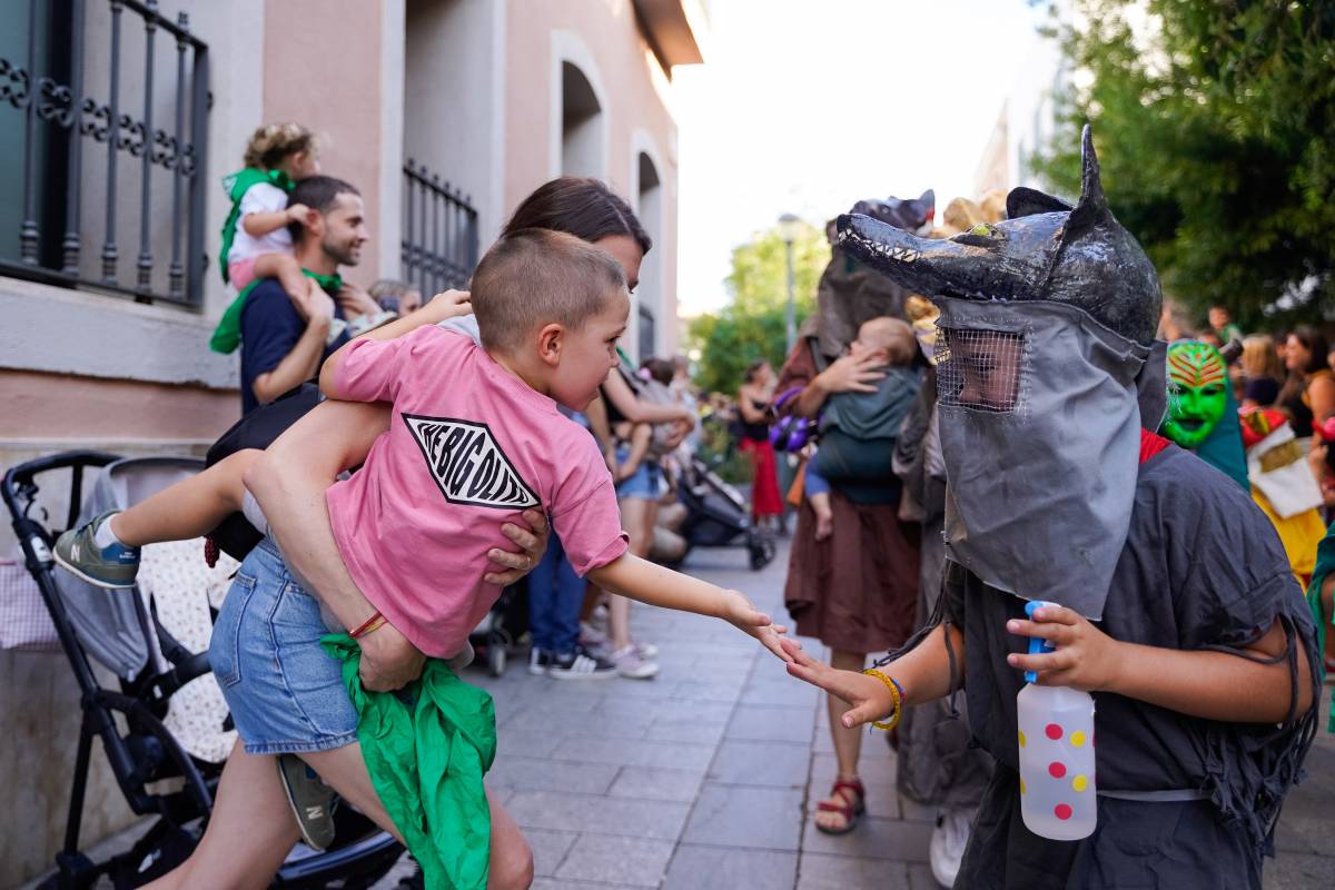 FOTOS | L'Animalada Petita engresca petits i grans en l'inici de la Festa Major de Sabadell