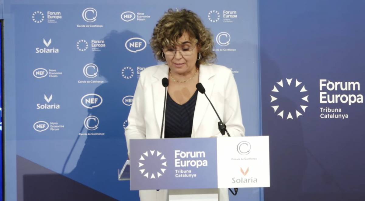Dolors Montserrat acusa Illa de «trair» els valors europeus per reunir-se amb Puigdemont