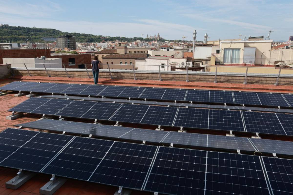 Barcelona complirà l'objectiu de triplicar l'energia solar municipal