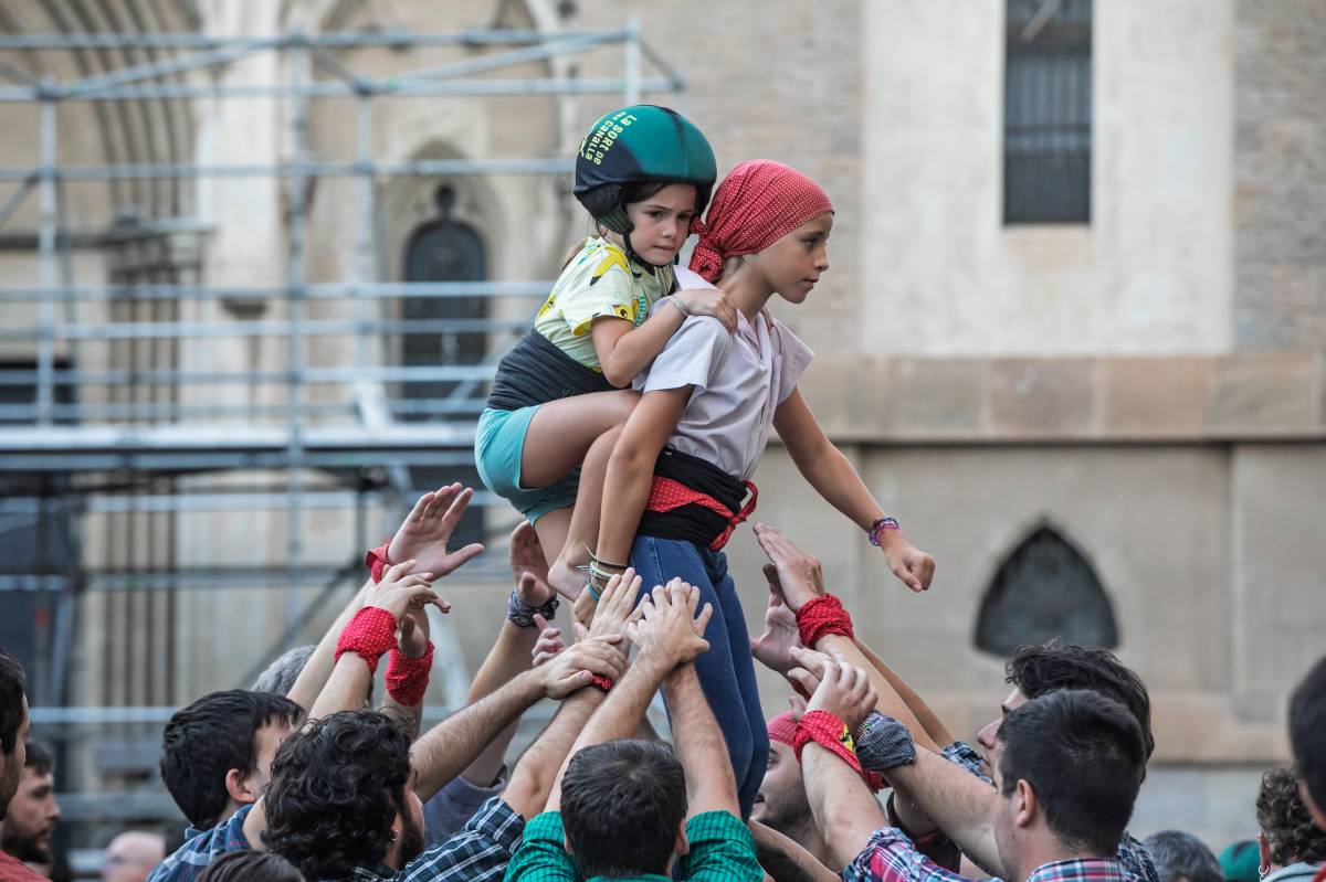 Assaig dels Saballuts a la plaça de Sant Roc a la Festa Major de 2025