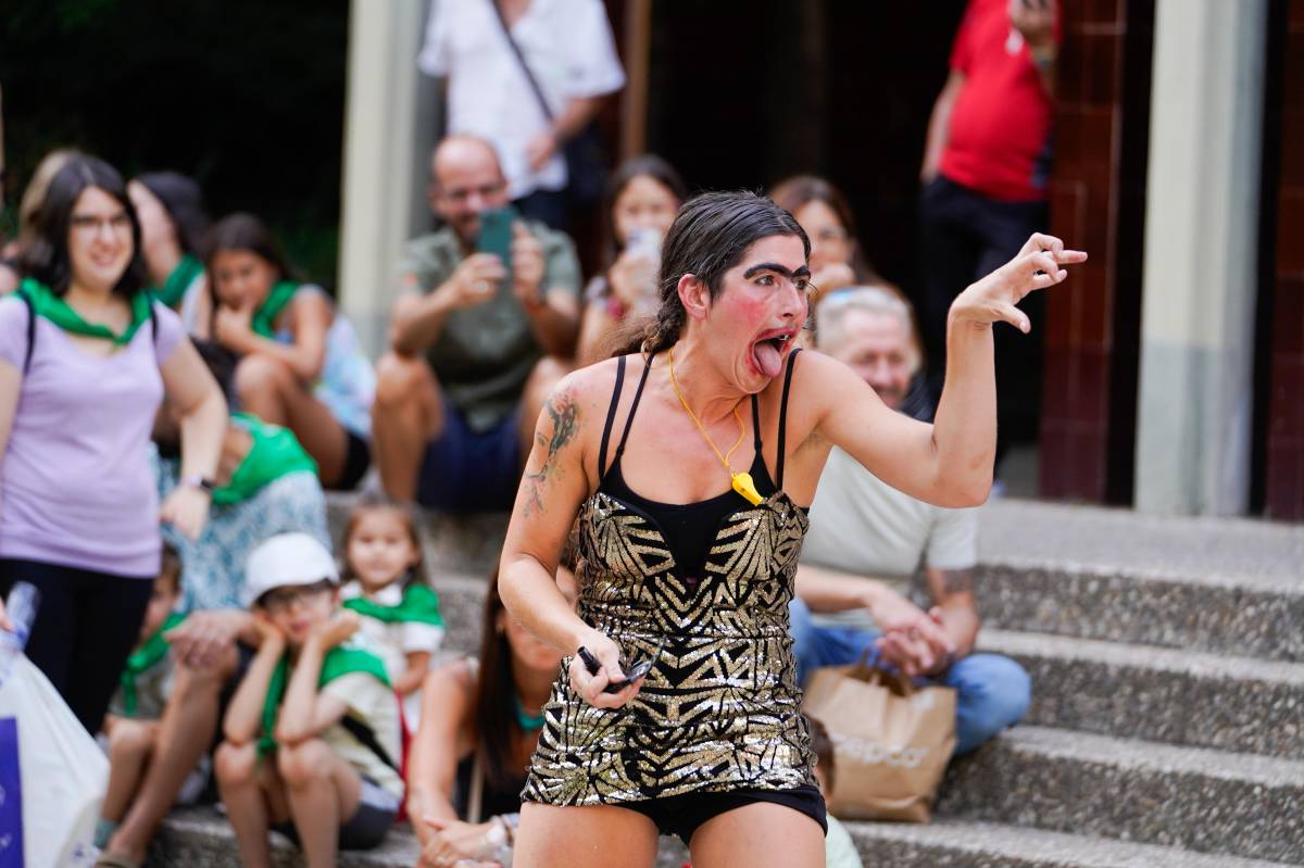 El festival Enlaire agafa força amb una vintena d’espectacles repartits per diversos espais - DAVID CHAO El festival Enlaire agafa força amb una vintena d’espectacles repartits per diversos espais
