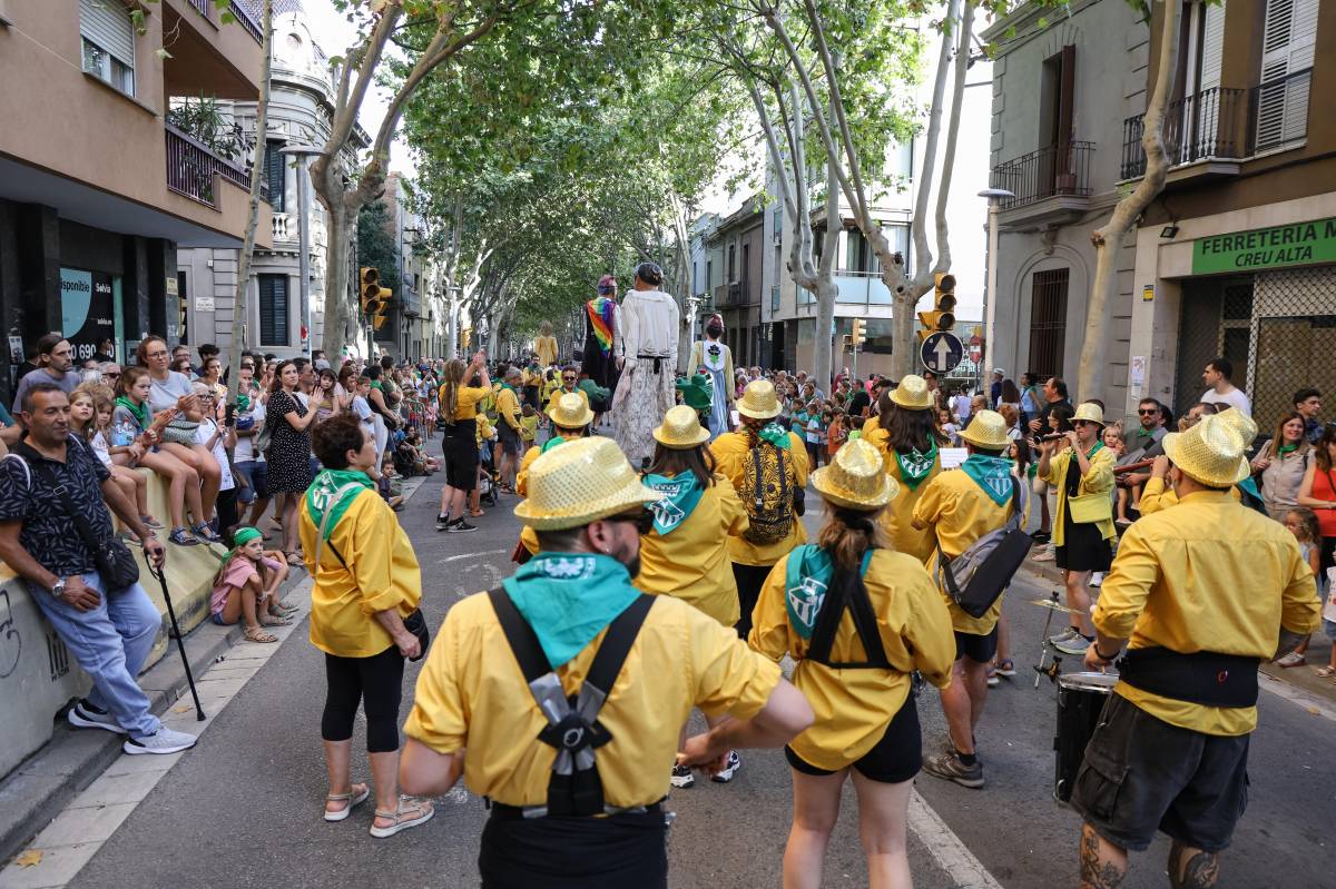 La cultura popular surt als carrers de Sabadell - Victor Castillo