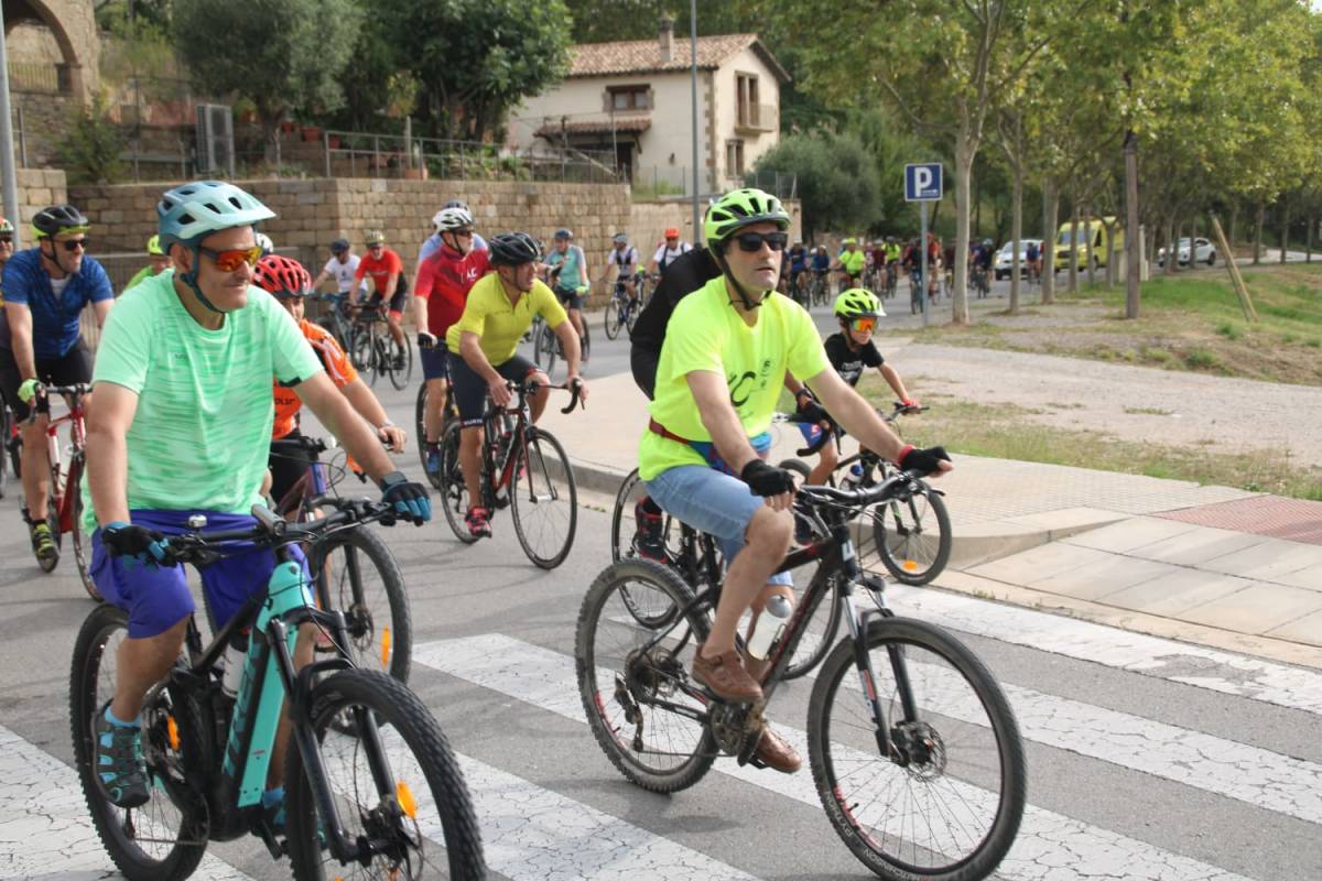 Imatges: Prop d'un centenar de participants a la XLVI Pujada Ciclista al Pi de la Torregassa 
