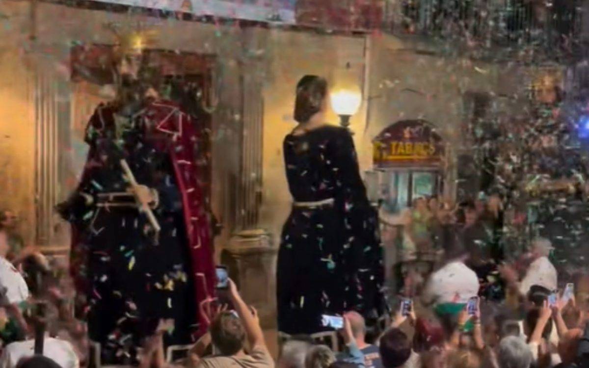Montblanc vibra amb la celebració dels 100 anys de l'Amparito Roca com a «himne oficial» dels gegants