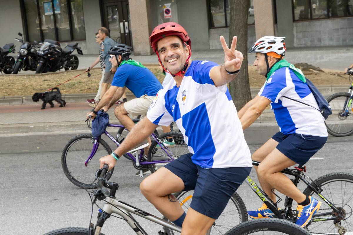 La pedalada d`enguany, amb milers de participants - Víctor Castillo La pedalada d`enguany, amb milers de participants