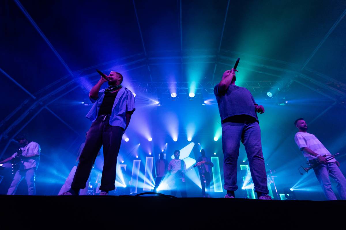 La Fúmiga porta bones 'vibes' i eufòria a la Festa Major de Sabadell
