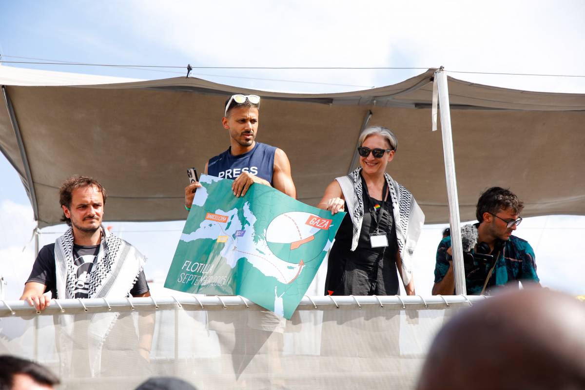 La Flotilla denuncia un atac amb drons al vaixell d'Ada Colau i Greta Thunberg