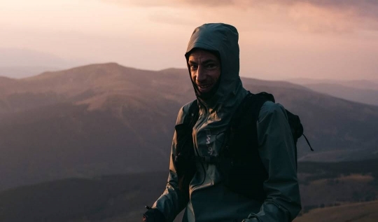Nova fita inhumana de Kilian Jornet: onze muntanyes de 4.200 metres en tres dies