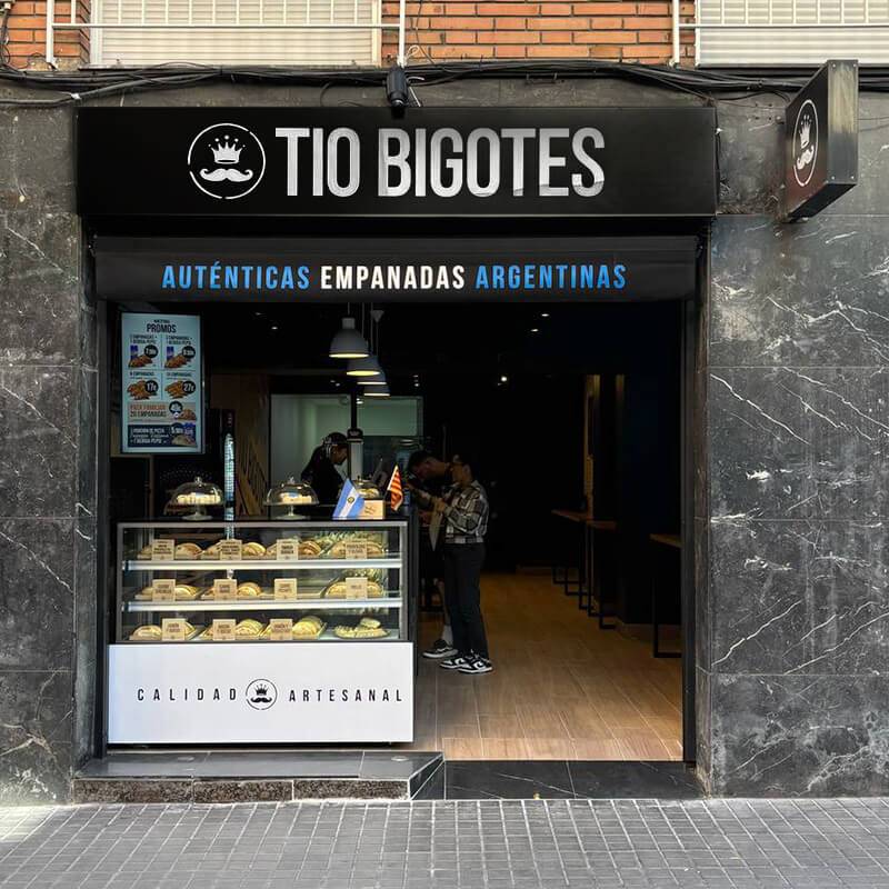 27 denúncies després, l'empresa de crestes argentines Tio Bigotes retola en català