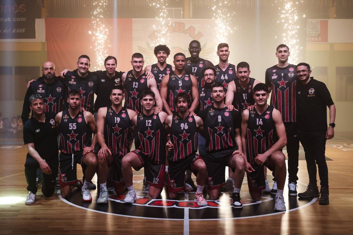 La Federació Espanyola de Bàsquet obliga a retirar l'estelada de la samarreta d'un club