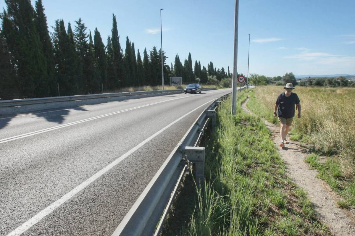 El carril per a bicis i vianants de la carretera de Matadepera arribarà fins a la zona del Parc Audiovisual 