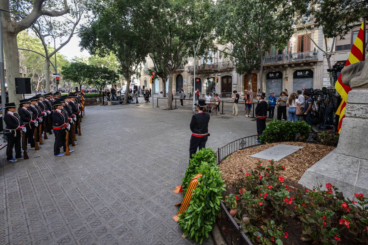 La Diada de Catalunya 2025, en directe: ofrena al monument de Rafael Casanova
